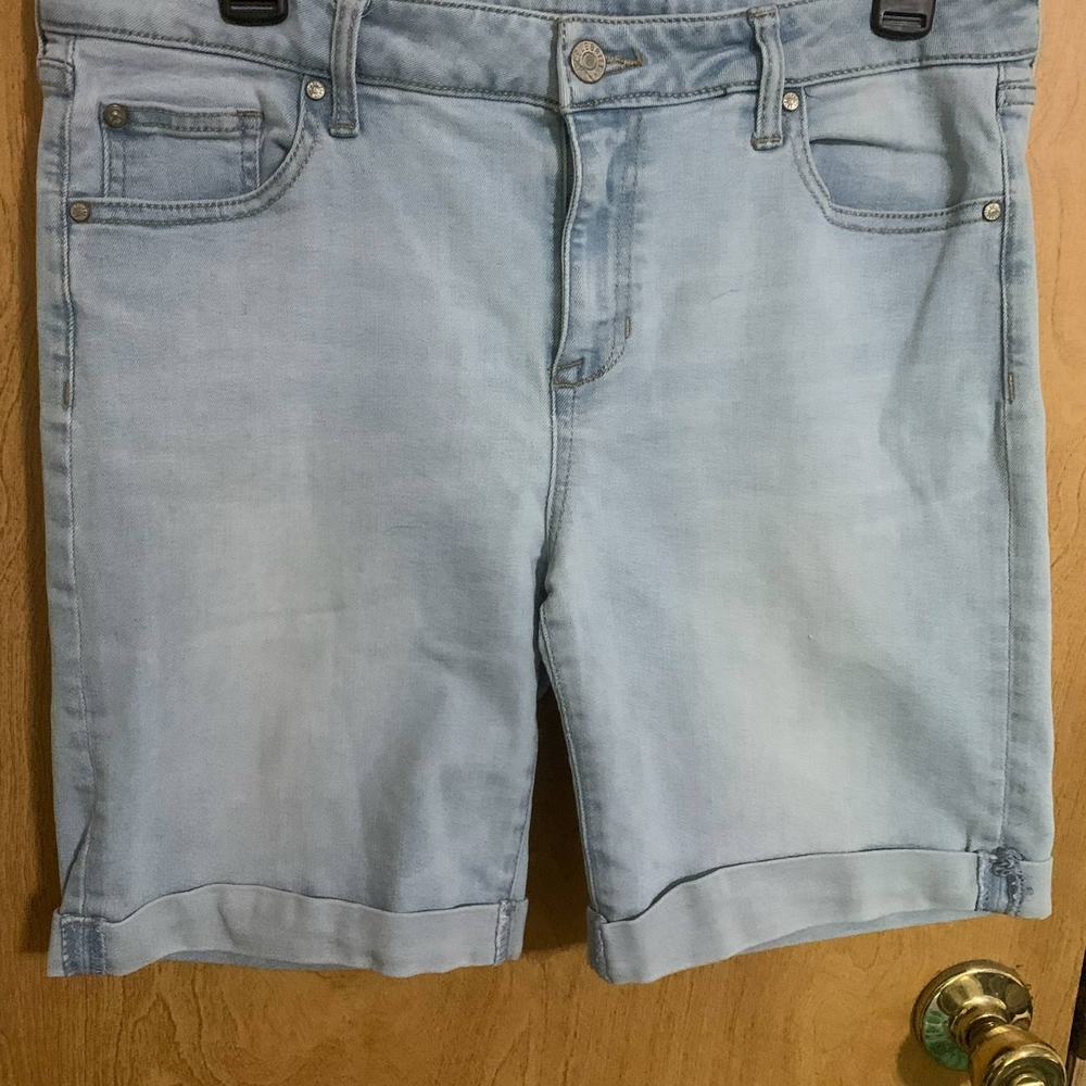 Celebrity Pink Sky Blue Denim Shorts - Picture 2 of 4